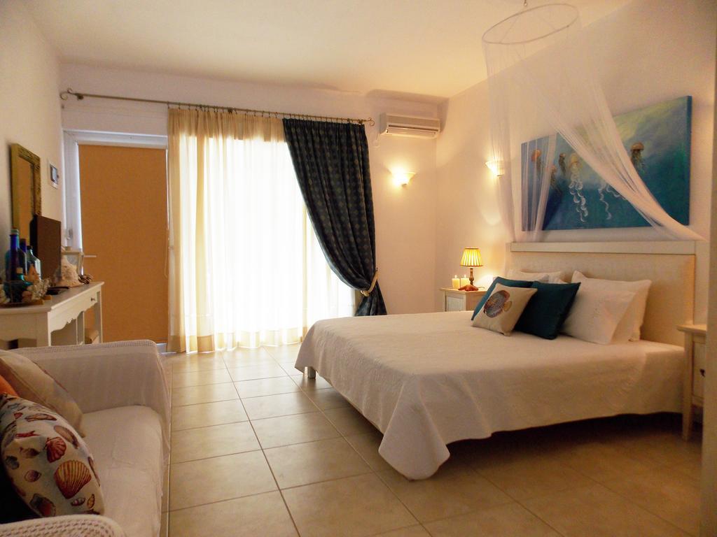 Skiathos Driades *
